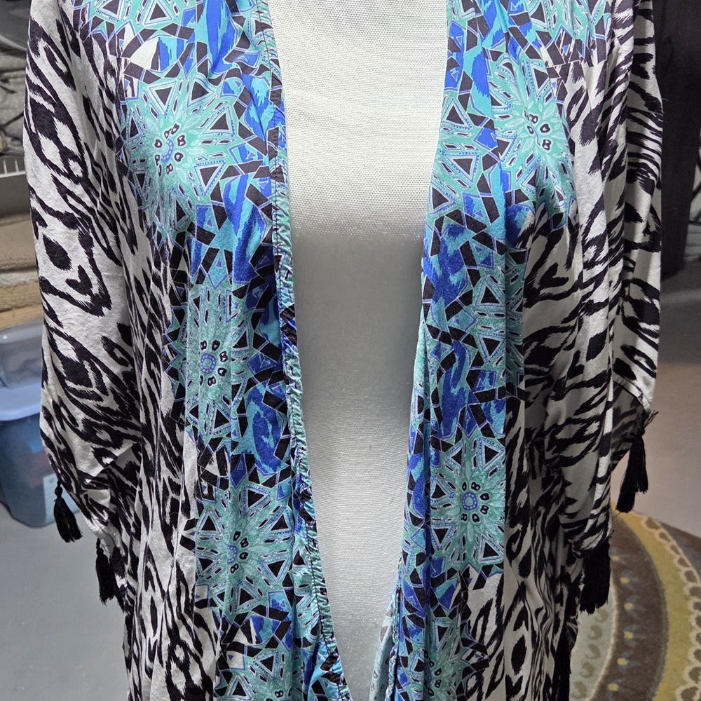 Ruby Rd. Blue and Black Geometric Kimono